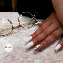 Delfienails