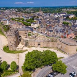 Dinan