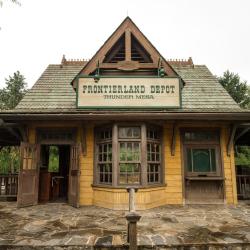 Disneyland Railroad Frontierland Depot