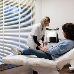 Docteur Delaoustre - Médecin Esthétique - Epilation Laser Injection Cryolipolyse - Lille