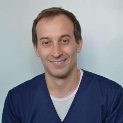Dr. Grossetti François