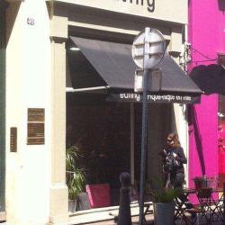 Eating – Pique-nique En Ville