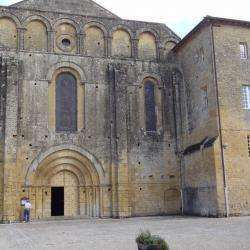 Eglise Abbatiale De Cadouin