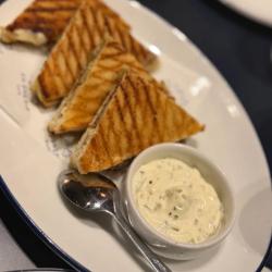 Em Sherif Café