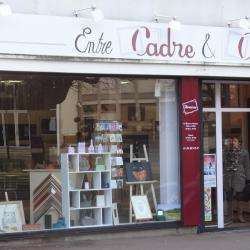 Entre Cadre & Carton