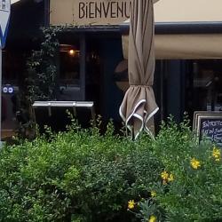 Entrepotes