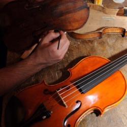 Eric Suard Luthier Archetier