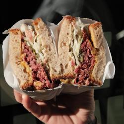 Eriu Deli