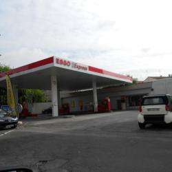 Esso Express