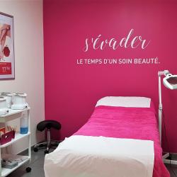 Esthetic Center