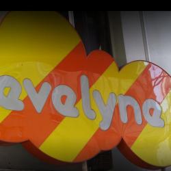 Evelyne