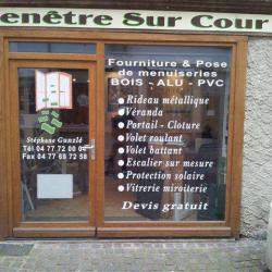Fenêtre Sur Cour