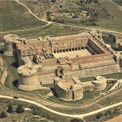 Forteresse Château De Salses