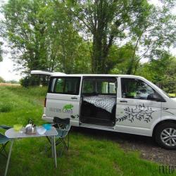 Freedom Camper / Van-away Paris Est - Location Vente Aménagement Vans Aménagés