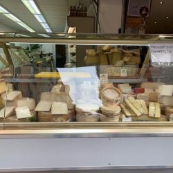Fromager Roland Rousselet Affineur