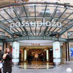 Galerie Commerciale Passy Plazza