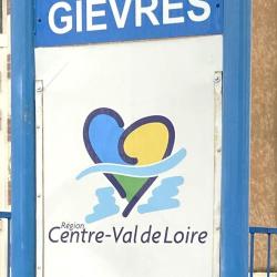 Gare De Gièvres ( S N C F )
