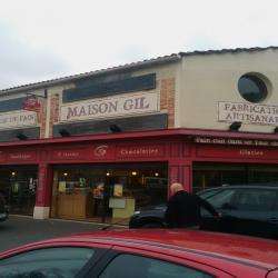 Maison Gil - La Porteuse De Pains