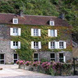Gîte De Groupe De Pont D'ouilly