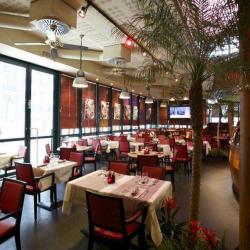 Globe Trotter Café