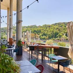 Gourmet Bar Confluence