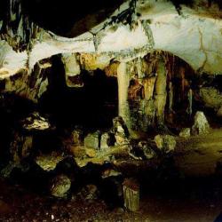 Grotte De Limousis