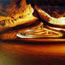 Grotte Lombrives