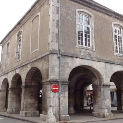 Halles De Vezelise