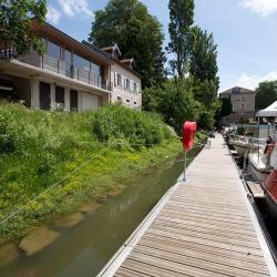 Halte Fluviale Du Moulin Saint-paul Besançon