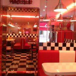 Happy End Diner