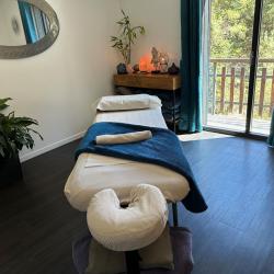 Hibiscus Massage