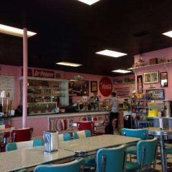 Holly's Diner