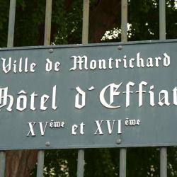 Hotel & Chapelle D' Effiat