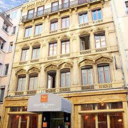 Hotel De  Paris