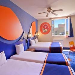 Hotel Explorers -