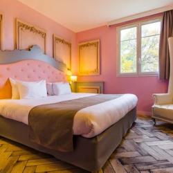Hotel Explorers -