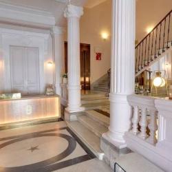 Hotel L'orque Bleue