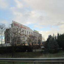 Hôtel Logis Lyon-est