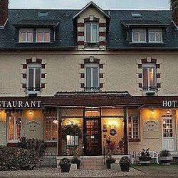 Logis Hôtel Du Dauphin
