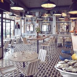 Huguette - Bistro De La Mer