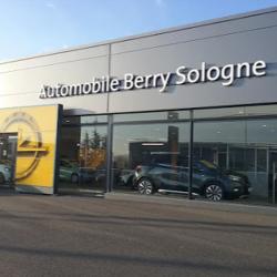 Automobile Berry Sologne Opel