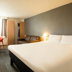 Ibis Orly Chevilly Tram 7