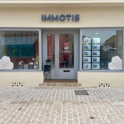 Immotis