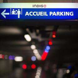 Parking Indigo Paris Beaubourg Horloge