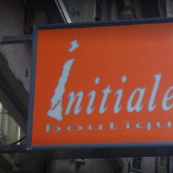 Initiales