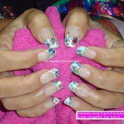 Instanta'nails
