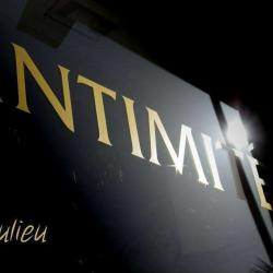Intimité