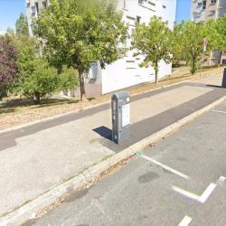Izivia Grand Lyon Station De Recharge