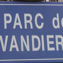 Le Jardin Des Lavandières