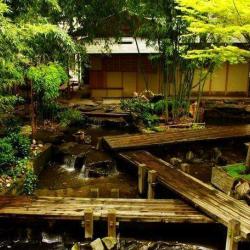 Jardin Du Pantheon Bouddhique